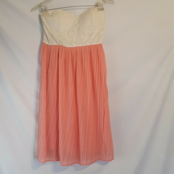 Fio Fio Dresses & Skirts - Fio Fio Semi Formal Chiffon Dress